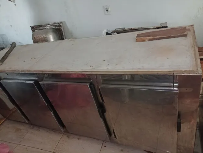 Balcão com motor