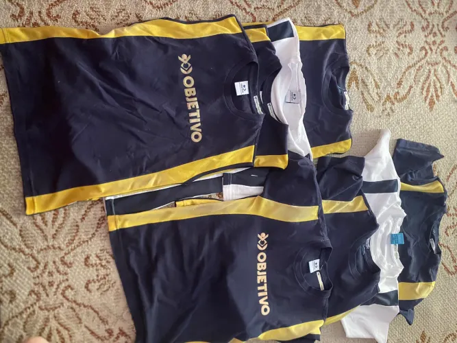 Uniforme objetivo