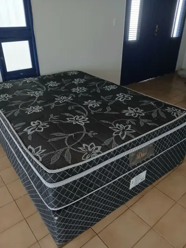 VENDO colchão  casal +base casal 