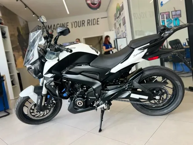 BAJAJ DOMINAR 400 0KM 26/26
