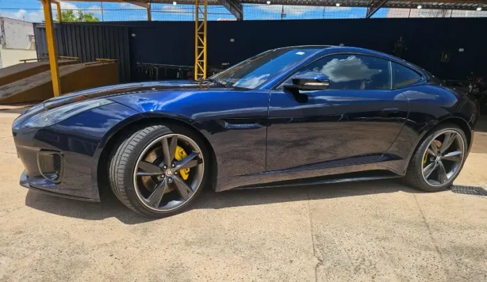 Jaguar F-Type 2.0 R-dynamic Coupe 300cv Aut. 2020