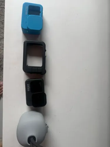 Vendo GoPro hero 9 black mais acessórios
