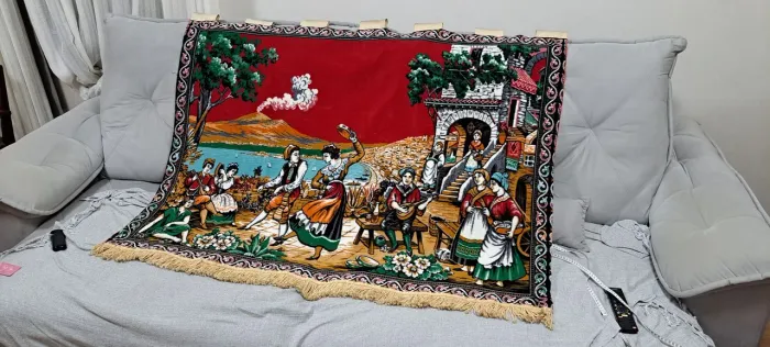 Antiga tapeçaria portuguesa / parede