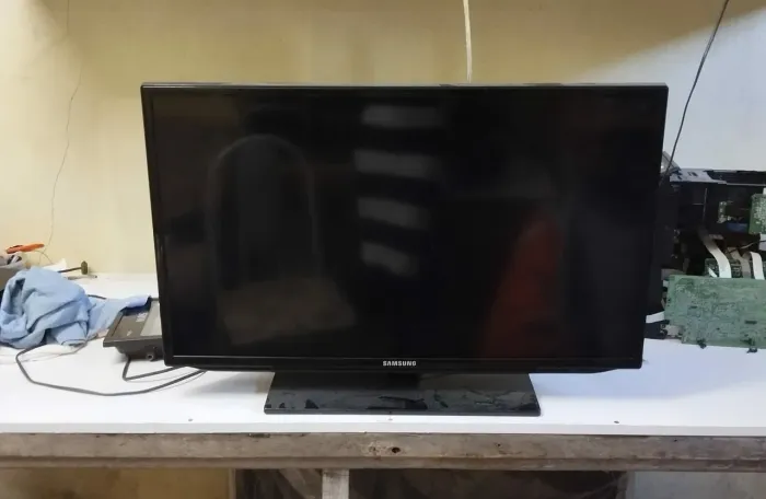 Televisão Samsung 32 polegadas para retirada de pessas