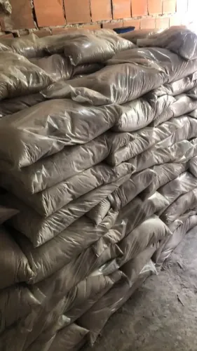Areia ensacada a pronta entrega ,ENTREGA GRÁTIS.