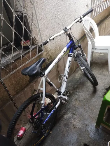 Bicicleta GT sup