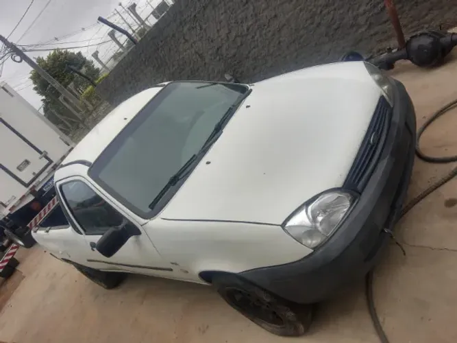 SUCATA FORD COURIER 1.6 GASOLINA 2003 PARA RETIRADA DE PEÇAS