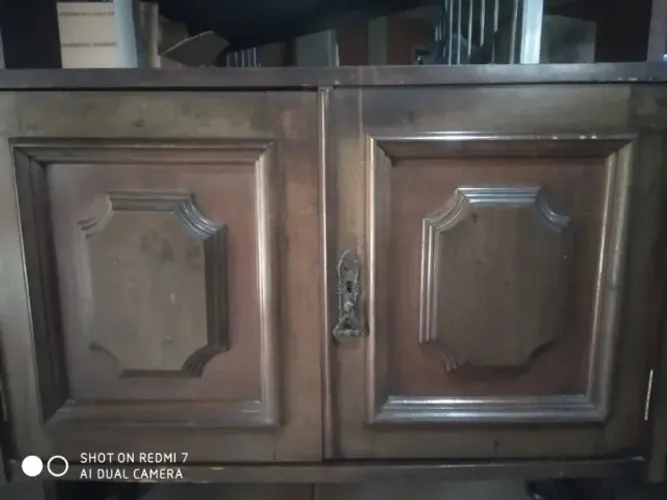 Vendo ou troco por frigobar estante dupla de madeira  retro colonial 