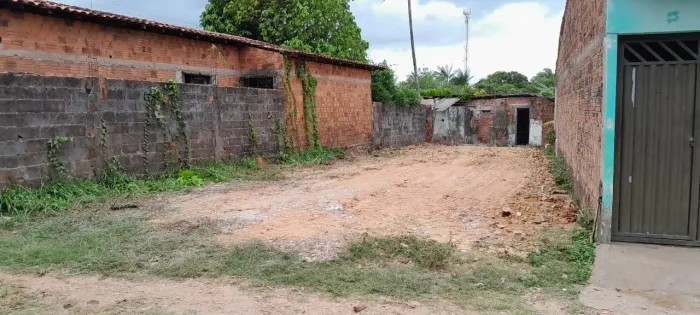 Vende-se terreno na Vila Sarney Maracanã 