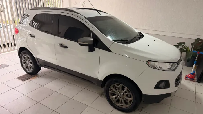 Ford Ecosport Freestyle 1.6 16V Flex 5P 2015