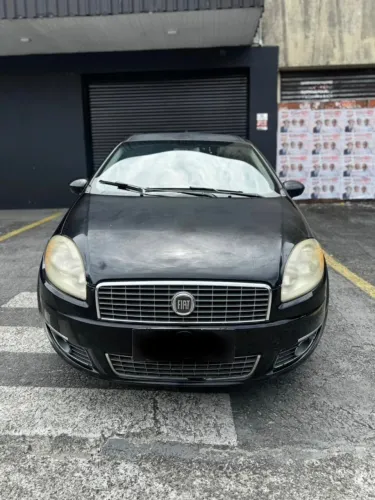 Fiat Linea LX 1.9/ 1.8 Flex 16V Dualogic 4P 2011