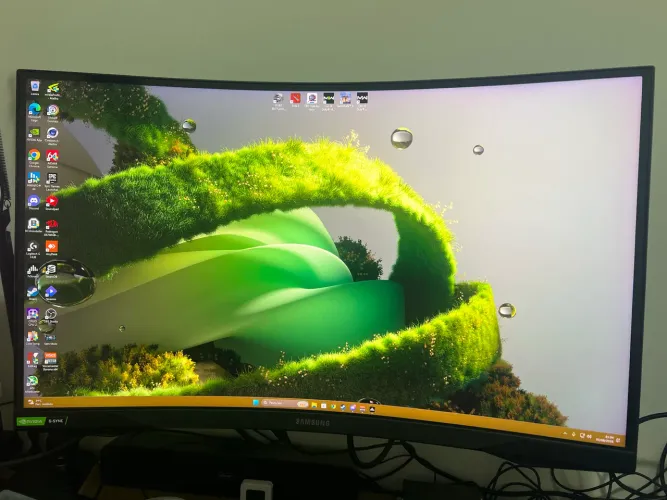 Samsung odyssey g7 240hz gsync, Qled, 2560x1440p