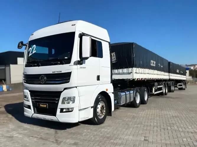 VOLKSWAGEN METEOR 29.520 6X4 GRANELEIRA