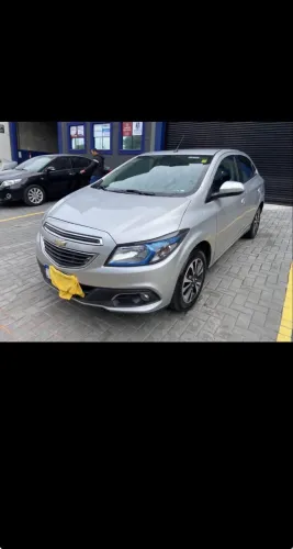 Chevrolet Onix Hatch LTZ 1.4 8V Flex Power Mec. 4P 2014