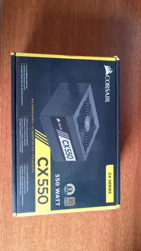 Fonte Corsair CX 550w