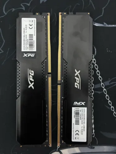 Memória RAM XPG GAMMIX 2x8 (3200mhz)
