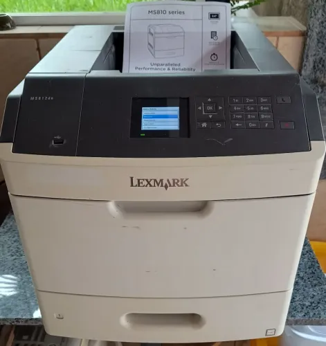 Vendo Impressora a Laser Monocromática Lexmark MS812dn, funcionando.