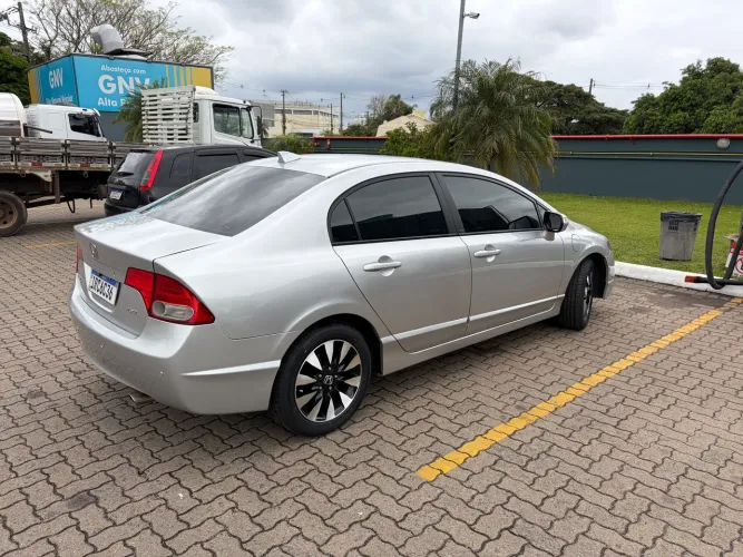 Honda Civic Sed. Lxl/ LXL SE 1.8 Flex 16V Aut. 2011