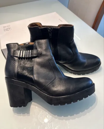 Bota 100% couro coturno da marca woodland 36 