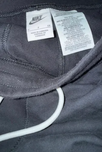 Bermuda Nike