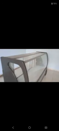 Balcão para pães semi novo. Informações, fotos e vídeos mando no ZAP *23