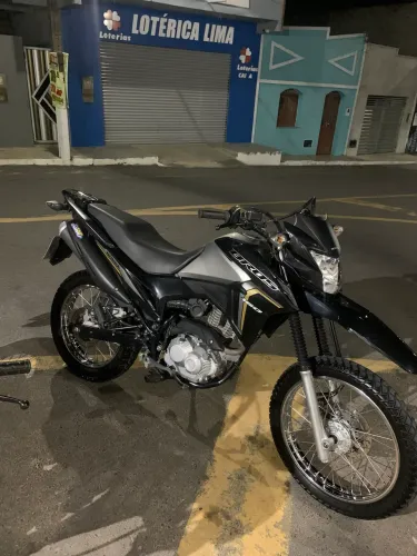 Moto muito conservada