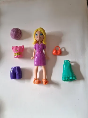 Boneca Polly e acessórios $15