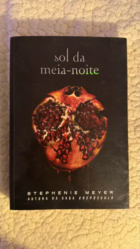 Livro Sol da Meia-Noite - Stephenie Meyer - Saga Crepúsculo (Excelente Estado)
