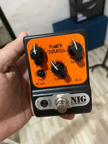 PEDAL NIG POWER DISTORTION NOVO  