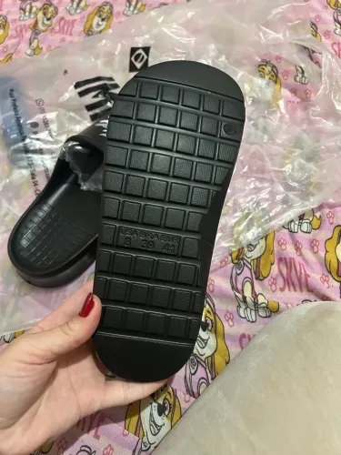 Chinelo Lacoste 