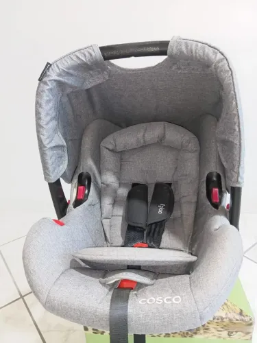 Bebê conforto Cosco seminovo