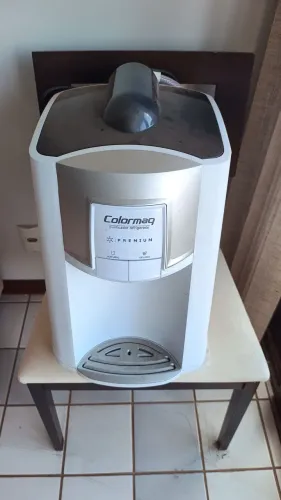 Purificador de Água Colormaq Premium Compressor Cor Branco