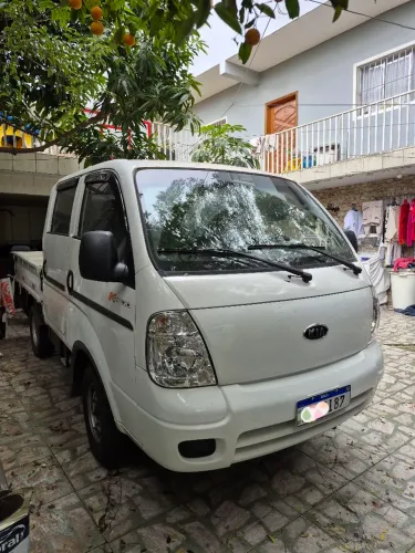 Kia Motors Bongo K-2700 2.7 4X4 CD Diesel 2011