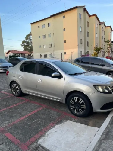 Renault Logan Expression Hi-flex 1.6 8V 4P 2015