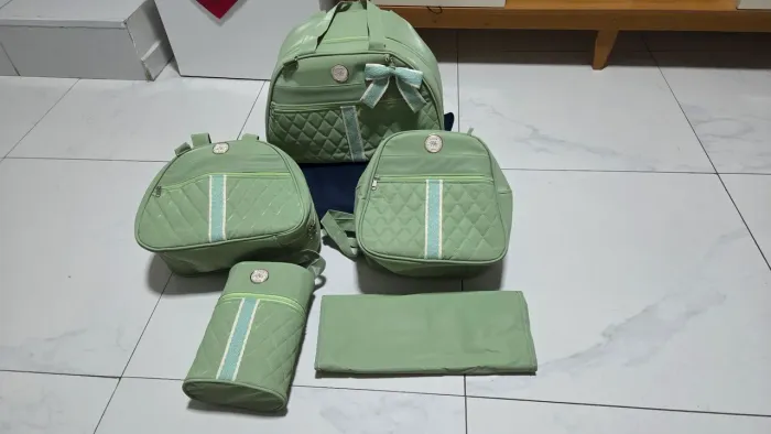 Kit Bolsas para enxoval de bebê ? com 5 peças!!