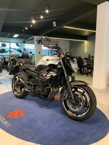 YAMAHA XJ6n SP 2016 ABS REVISADA COM GARANTIA