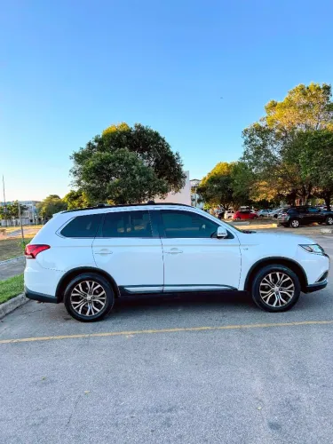Mitsubishi Outlander 3.0/ GT 3.0 V6 Aut. 2016