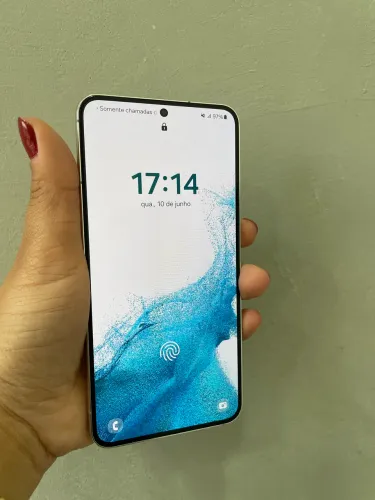 Samsung S22