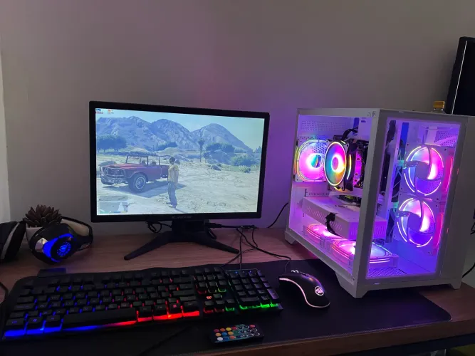 PC Gamer i7 com rX580 e 16gb