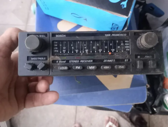 Rádio automotivo década de 80