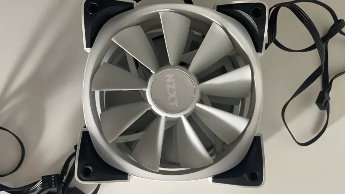 3 FAN NZXT Aer RGB 2
