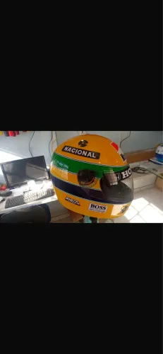 Capacete Ayrton Senna