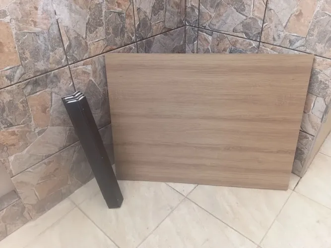 Mesa de jantar 120cm X 90cm seminova - aberto a negociação - entrego