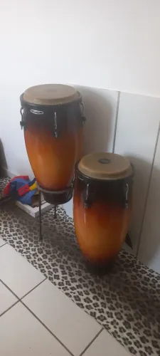 Congas