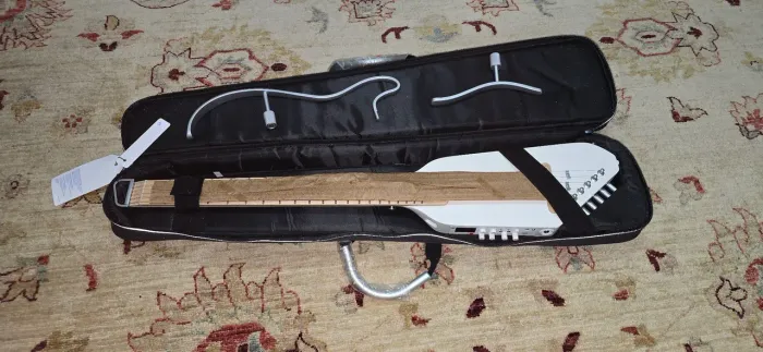 Donner Guitarra Elétrica Acústica Hush I Pro. Nova.