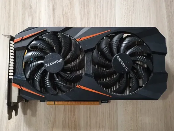 Placa de Vídeo Nvidia Gigabyte Gtx 1060 6GB