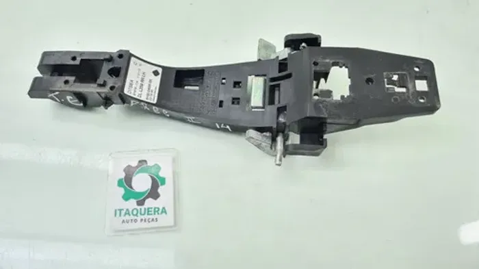 Suporte Maçaneta Traseira Esquerda Freelander 2 Ano 2014 Traseira