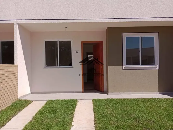 Casa à Venda em Condomínio Morada do Bosque, 2 Dorms, Jardim Privativo, Bairro Estados  Fi