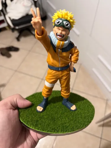Naruto criança colosseum com caixa 