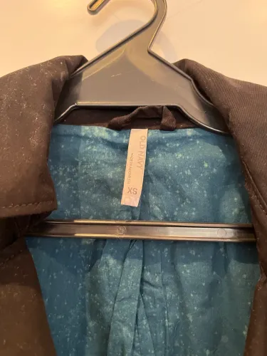 Casaco trend coat corta vento feminino Old Navy tamanho PP